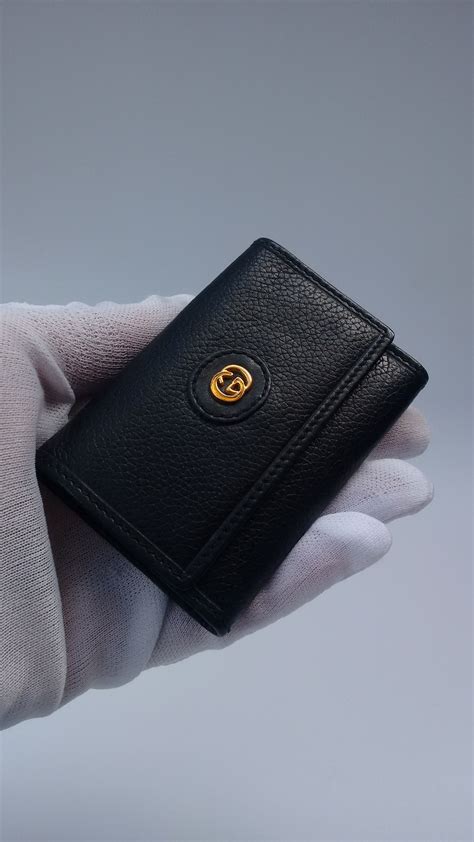 vintage gucci key holder|gucci keychain wallet dupe.